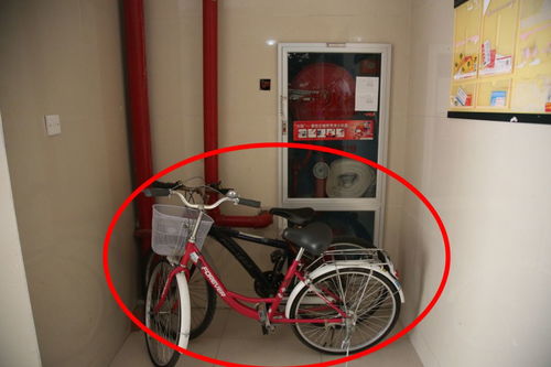 高層消防誤區揭秘 濕毛巾捂口鼻逃生并非萬能良方